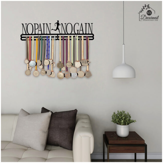 No Pain No Gain Medal Hanger| Hangs Up to 60 Medals  | Sports Medal Wall Display | Medal Holder| Black Glossy Finish Medal